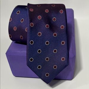 HUGO BOSS Deep Blue 100% SILK Tie with Burgundy Dots